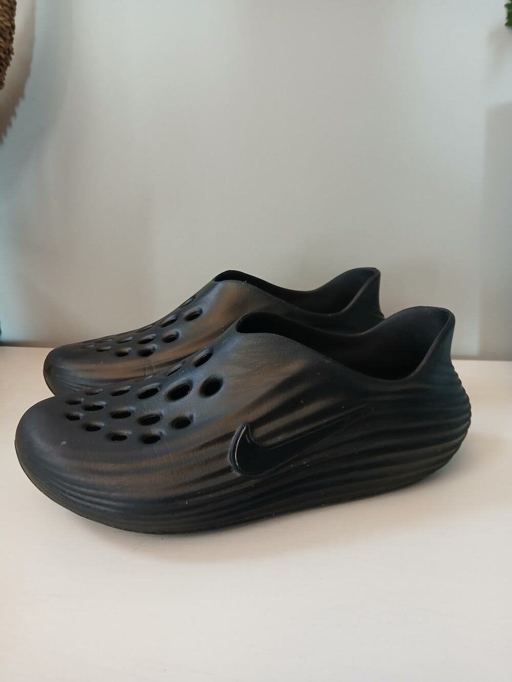 Nike ReactX Rejuven8 recovery shoe mens 10